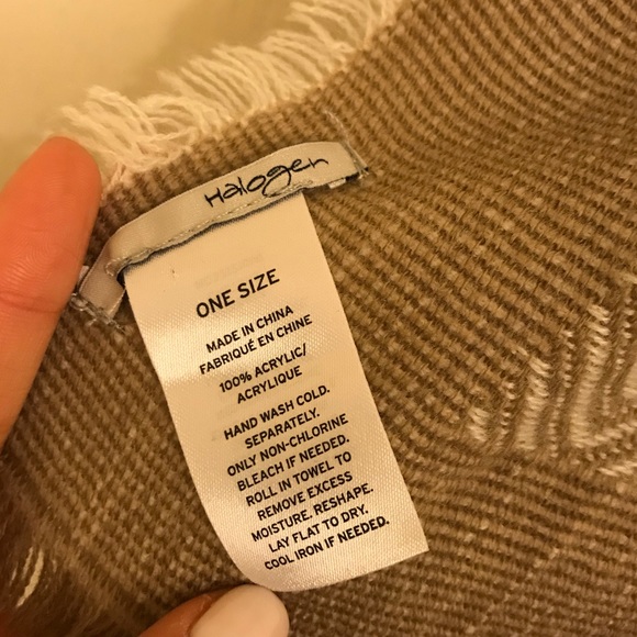 Halogen Scarf - Picture 3 of 4